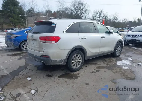 2016 Kia Sorento 2.4L Lx z USA, uszkodzony, nr VIN 5XYPGDA36GG027864
